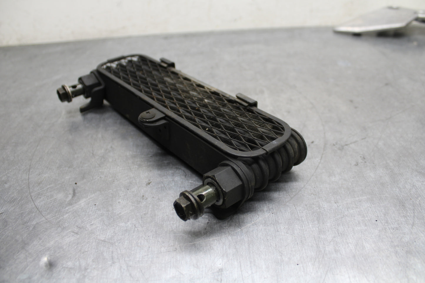 03 SUZUKI SV650S ENGINE MOTOR OIL COOLER  BB130
