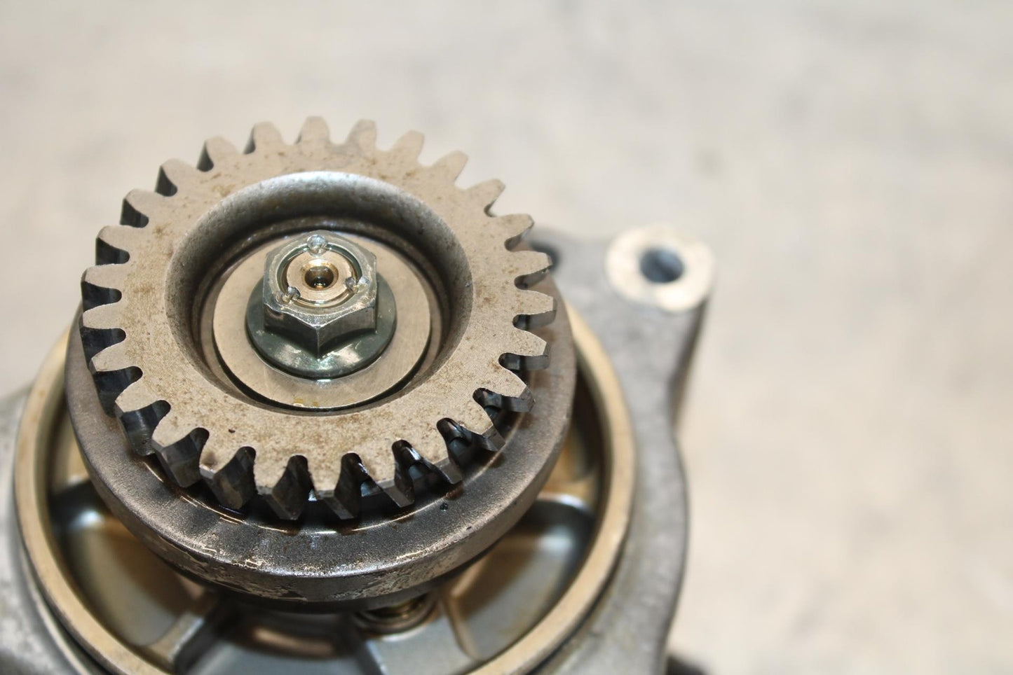1997 Suzuki Bandit 1200 GSF1200S ENGINE MOTOR GENERATOR ALTERNATOR BB559
