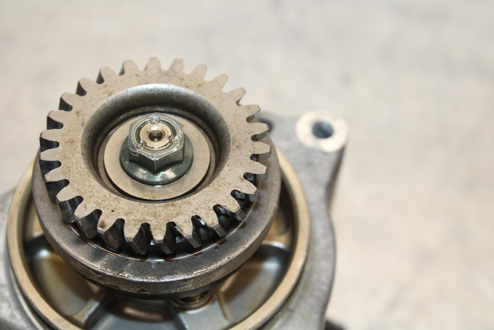 1997 Suzuki Bandit 1200 GSF1200S ENGINE MOTOR GENERATOR ALTERNATOR BB559
