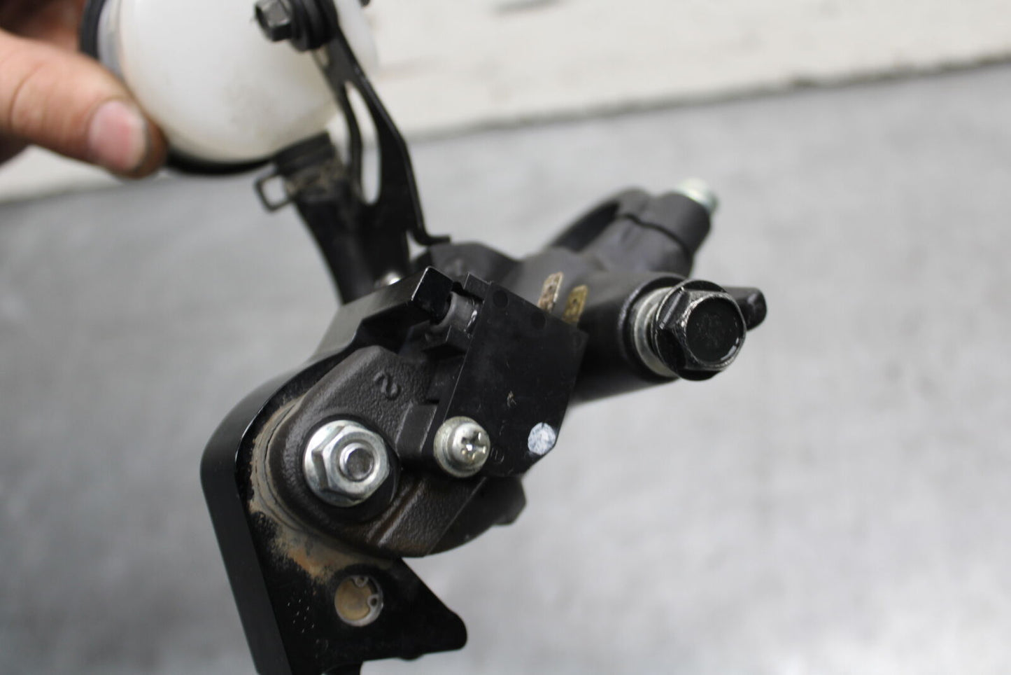 13-18 KAWASAKI NINJA ZX6R FRONT BRAKE MASTER CYLINDER BB666