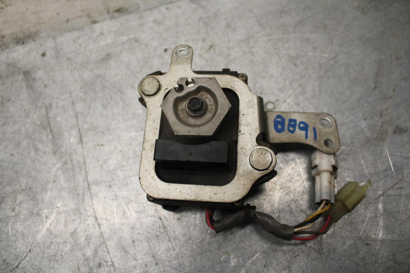 2007 Kawasaki Ninja ZX6R ZX600P EXHAUST VALVE SERVO MOTOR 21174-0005 BB47