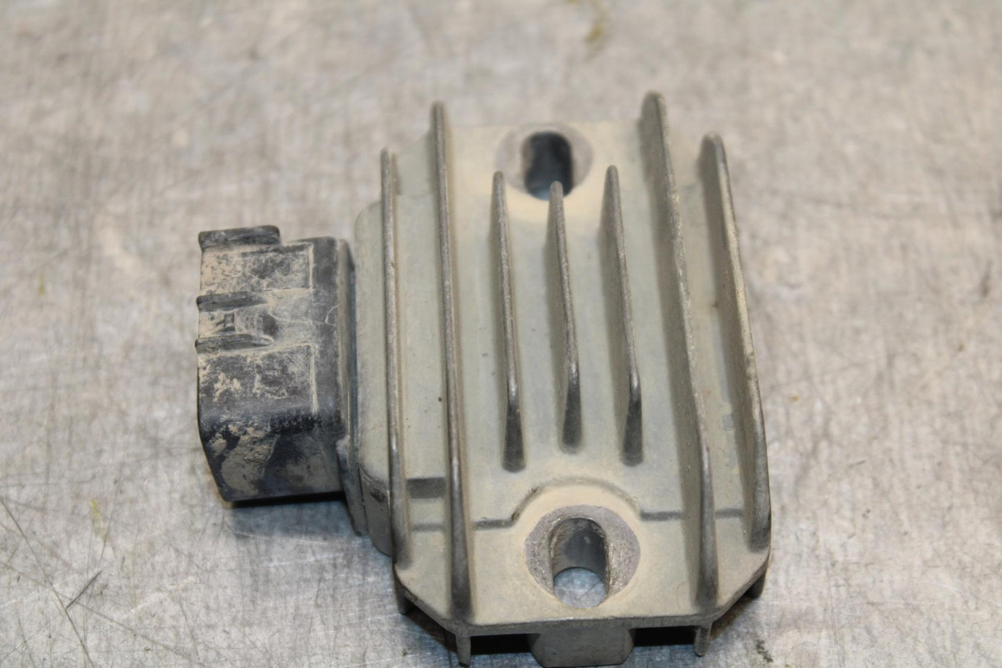 2006 Suzuki Quadsport Z400 LTZ400 RECTIFIER VOLTAGE REGULATOR 32800-05F10 BB99