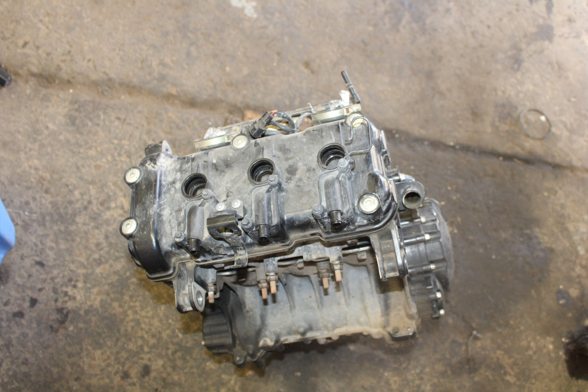 05-08 TRIUMPH SPEED TRIPLE 1050 ENGINE MOTOR BB933