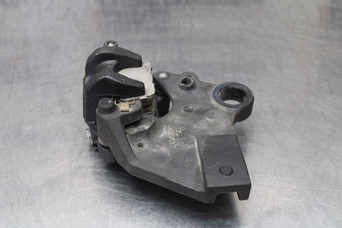24-25 KAWASAKI NINJA ZX6R REAR BACK BRAKE CALIPER W MOUNT BRACKET BB785