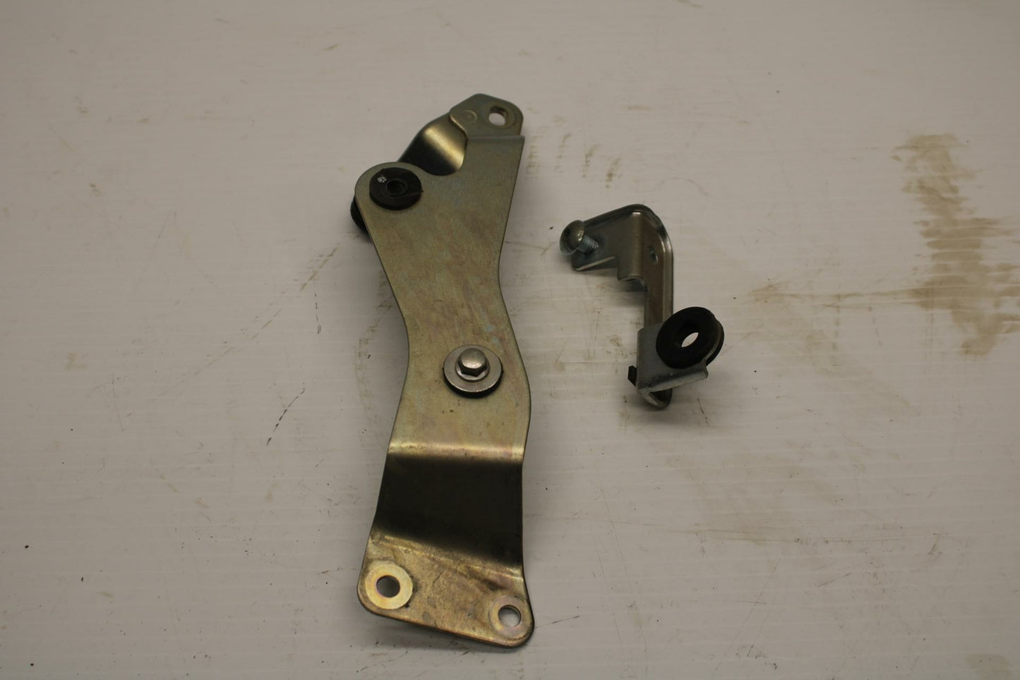 11-19 SUZUKI GSXR600 FAIRING COWL MOUNT SUPPORT BRACKET SET BB 241