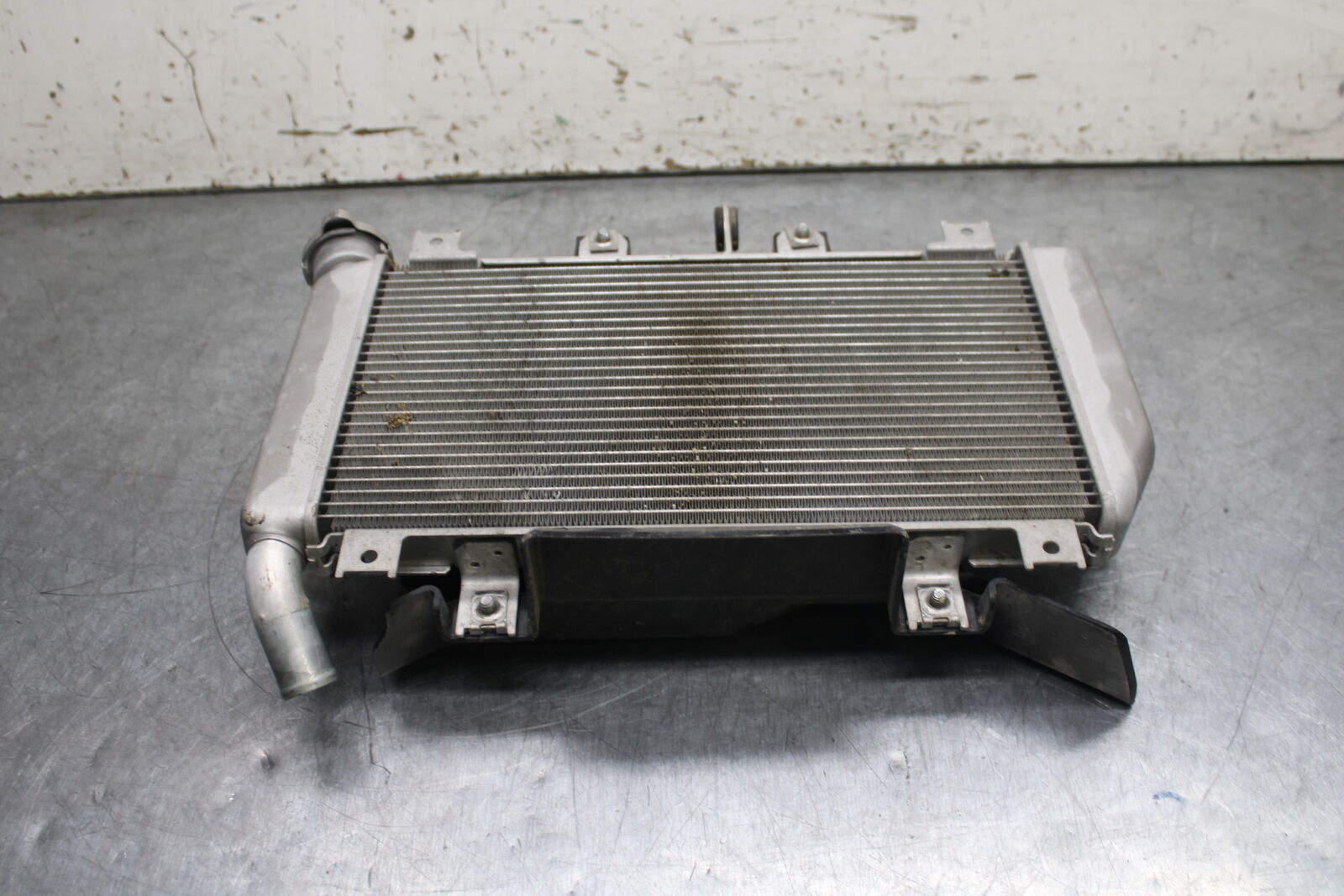 18-23 KAWASAKI NINJA 400 EX400 ABS ENGINE RADIATOR MOTOR COOLING RADIATER BB747