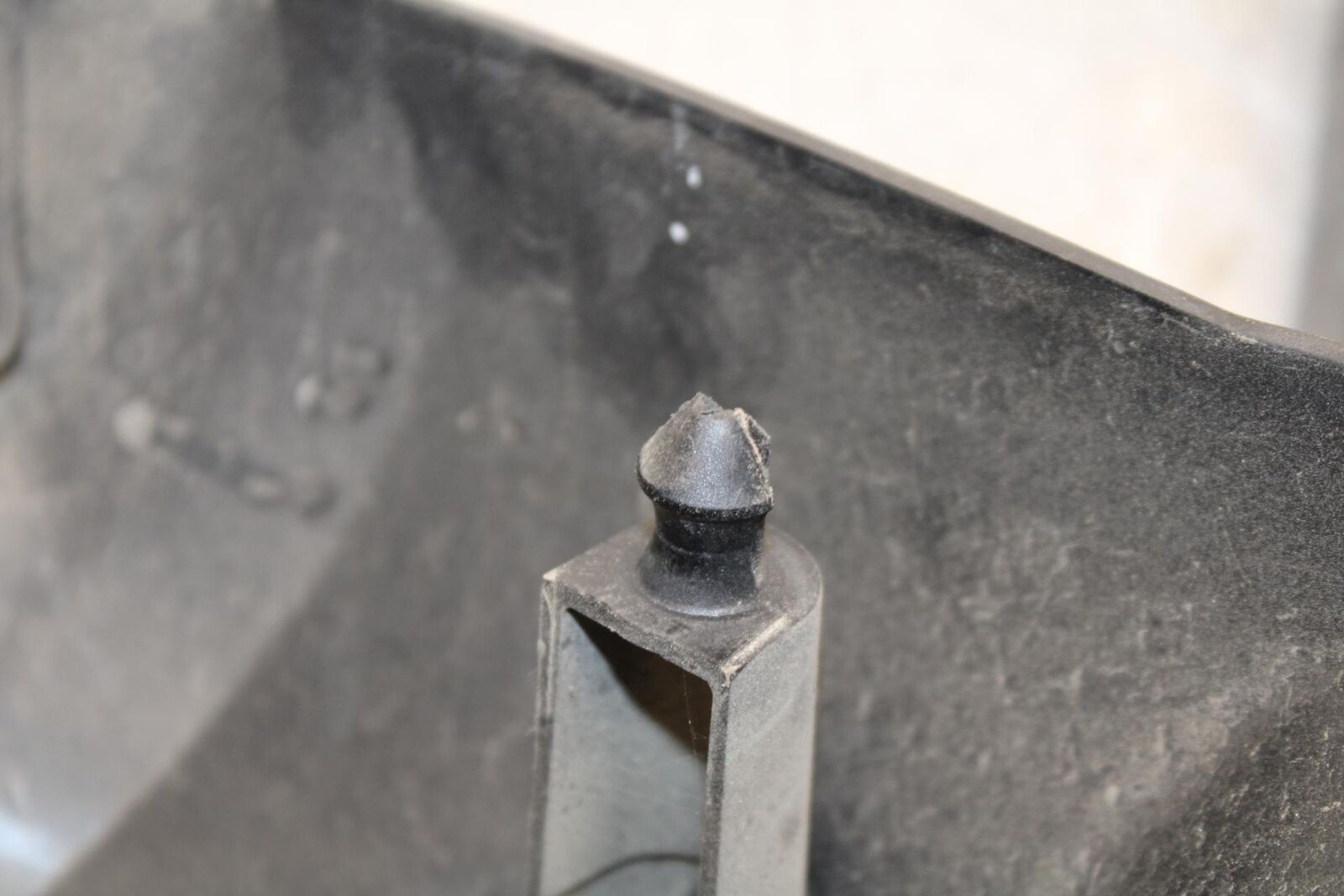 2005 Kawasaki Vulcan 1600 VN1600A Classic SIDE COVER PANEL COWL PAIR BB574