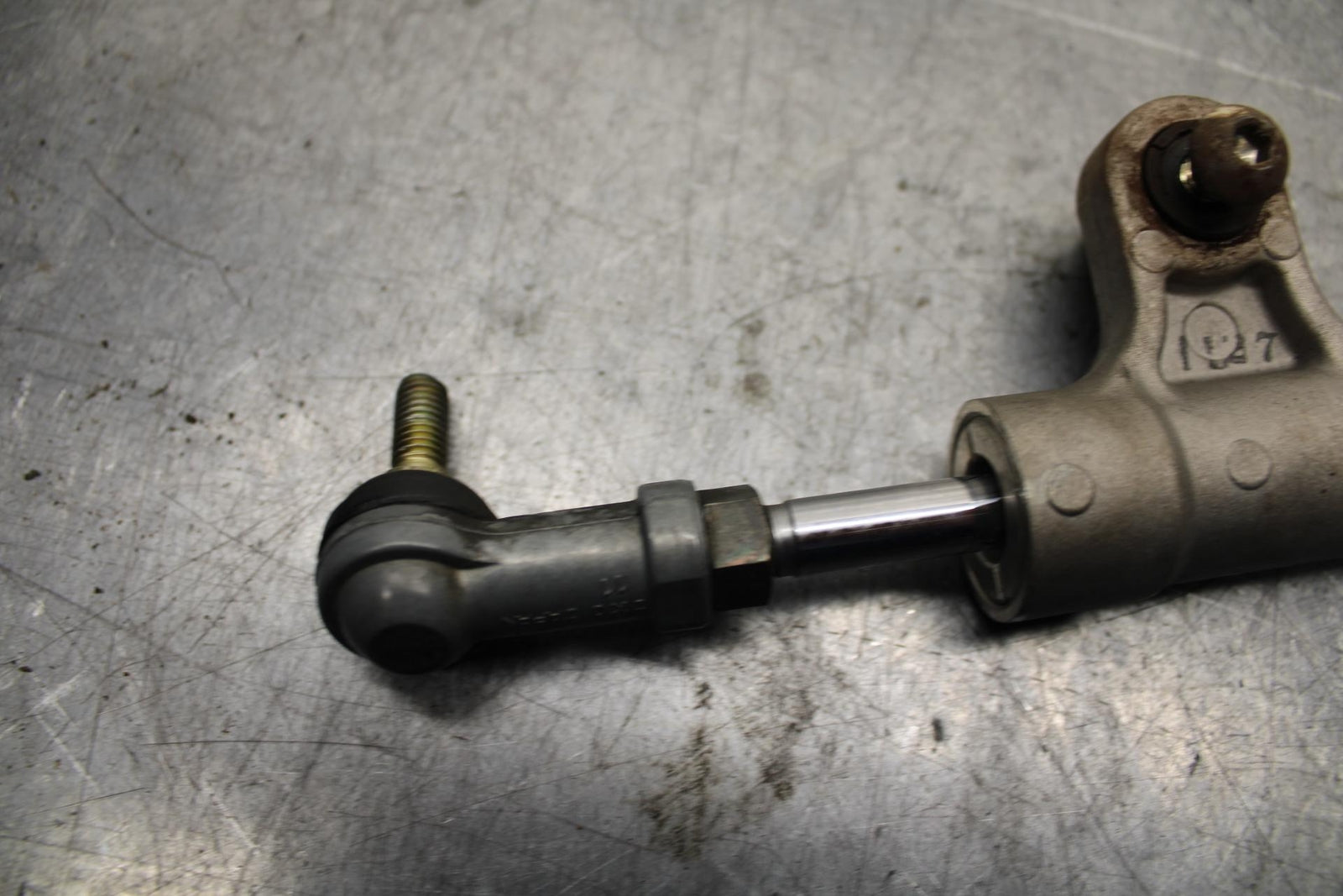 2002 Suzuki GSXR1000 STEERING DAMPER STABILIZER 51750-40F10 BB73