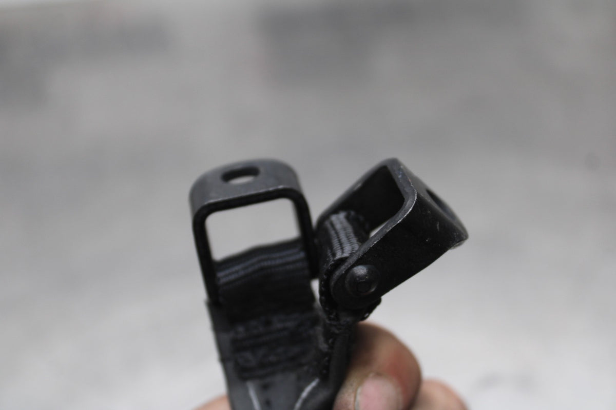 16 DUCATI 959 PANIGALE PASSENGER REAR SEAT GRAB HANDLE STRAP BB912