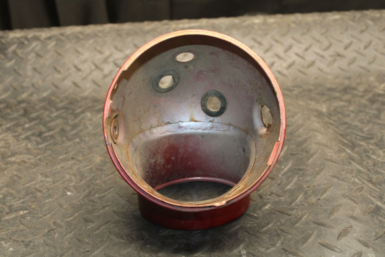 71 YAMAHA L5 HEADLIGHT BUCKET  BB230