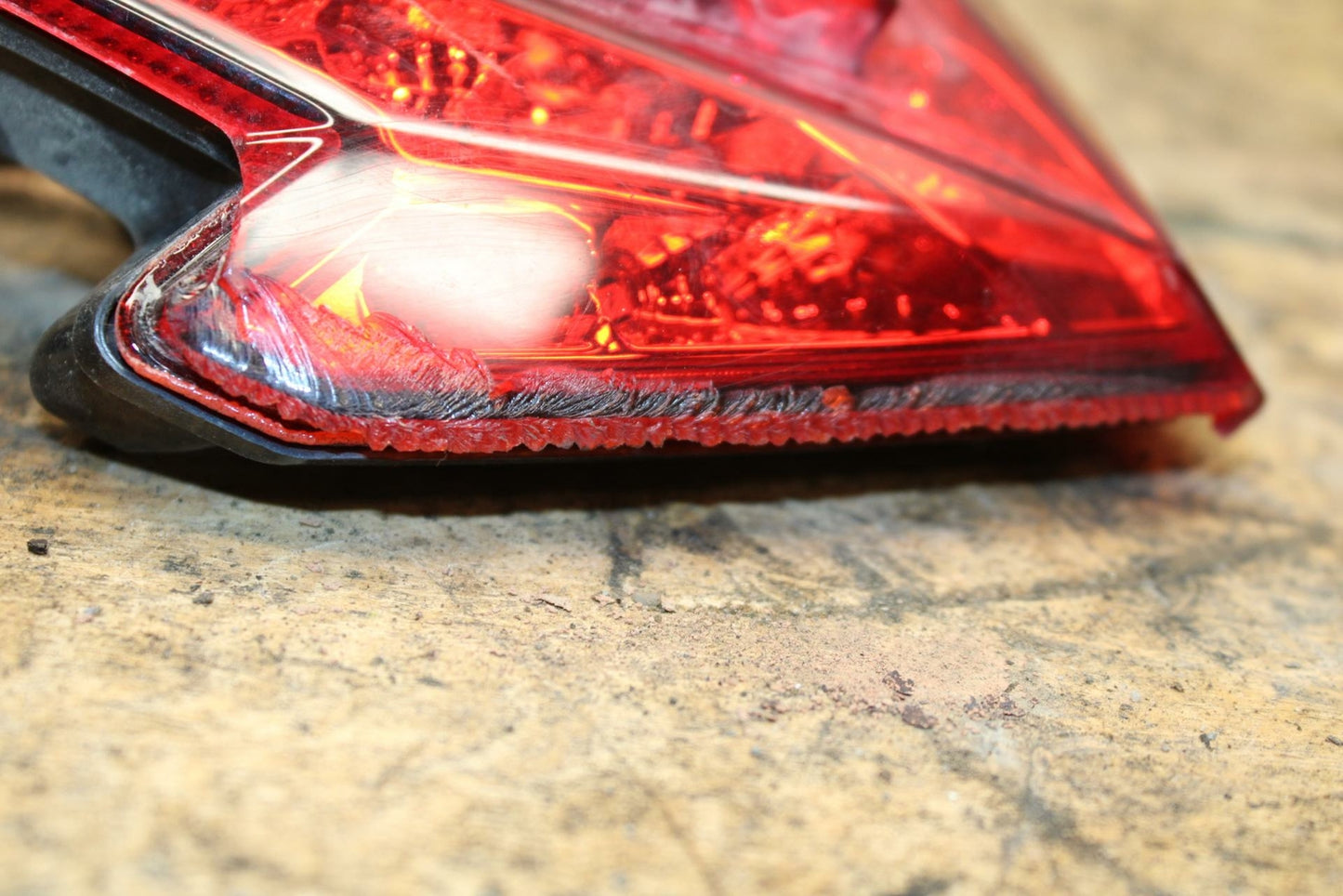 13-18 KAWASAKI NINJA ZX6R REAR TAIL TAILLIGHT BACK BRAKE LIGHT BB342