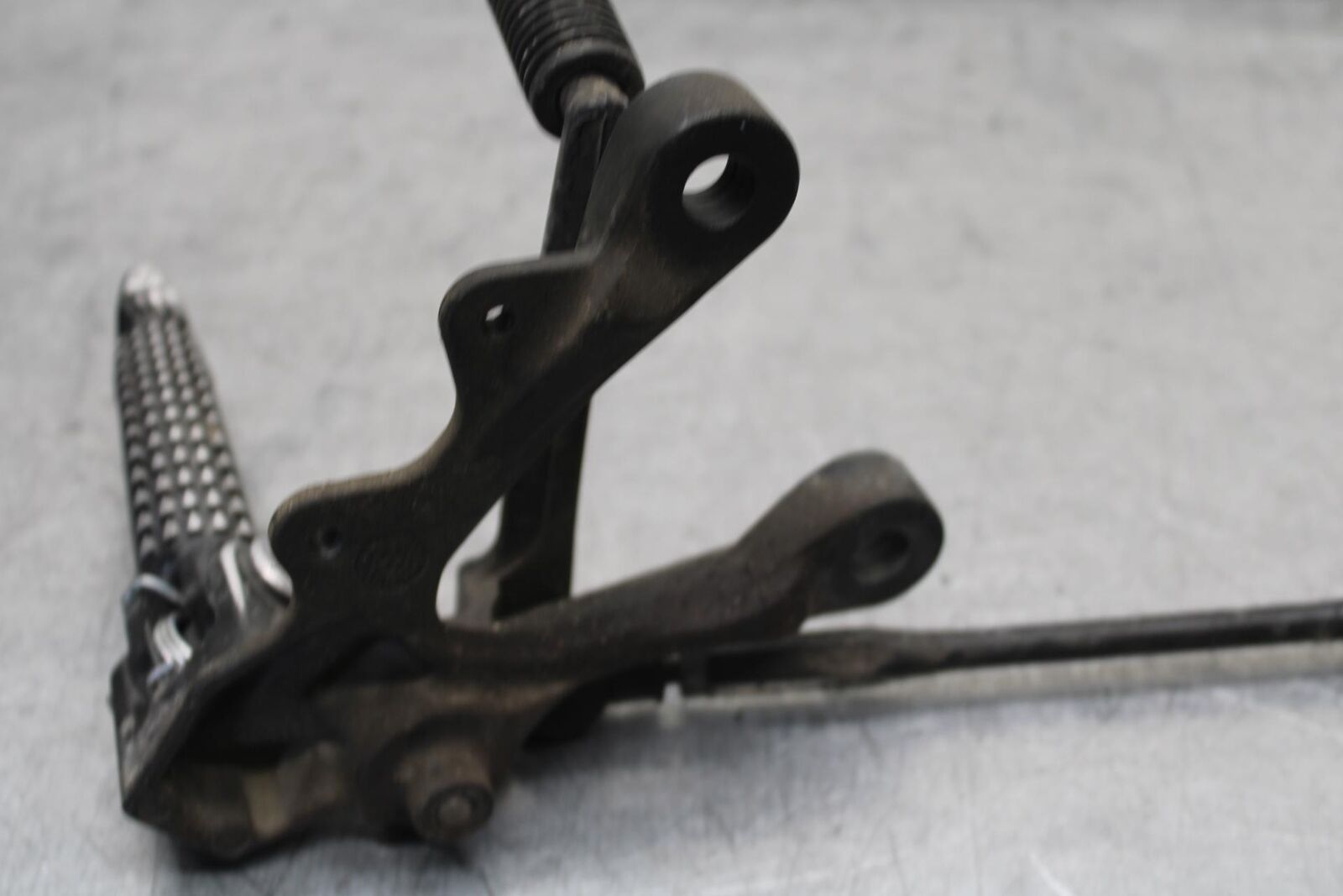 09-12 KAWASAKI NINJA ZX6R LEFT REARSET REAR SET DRIVER FOOT PEG REST STOP BB640