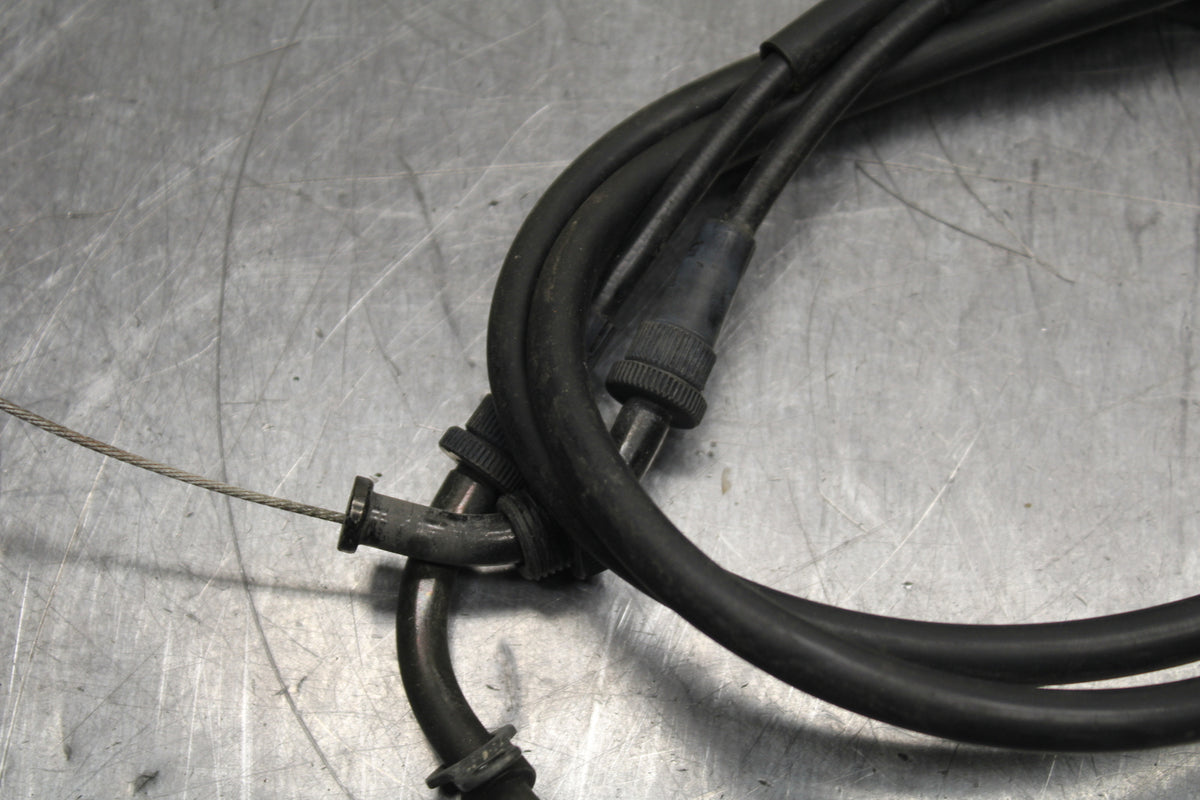 04-05 SUZUKI KATANA 750 GSX750F THROTTLE CABLES LINES BB110
