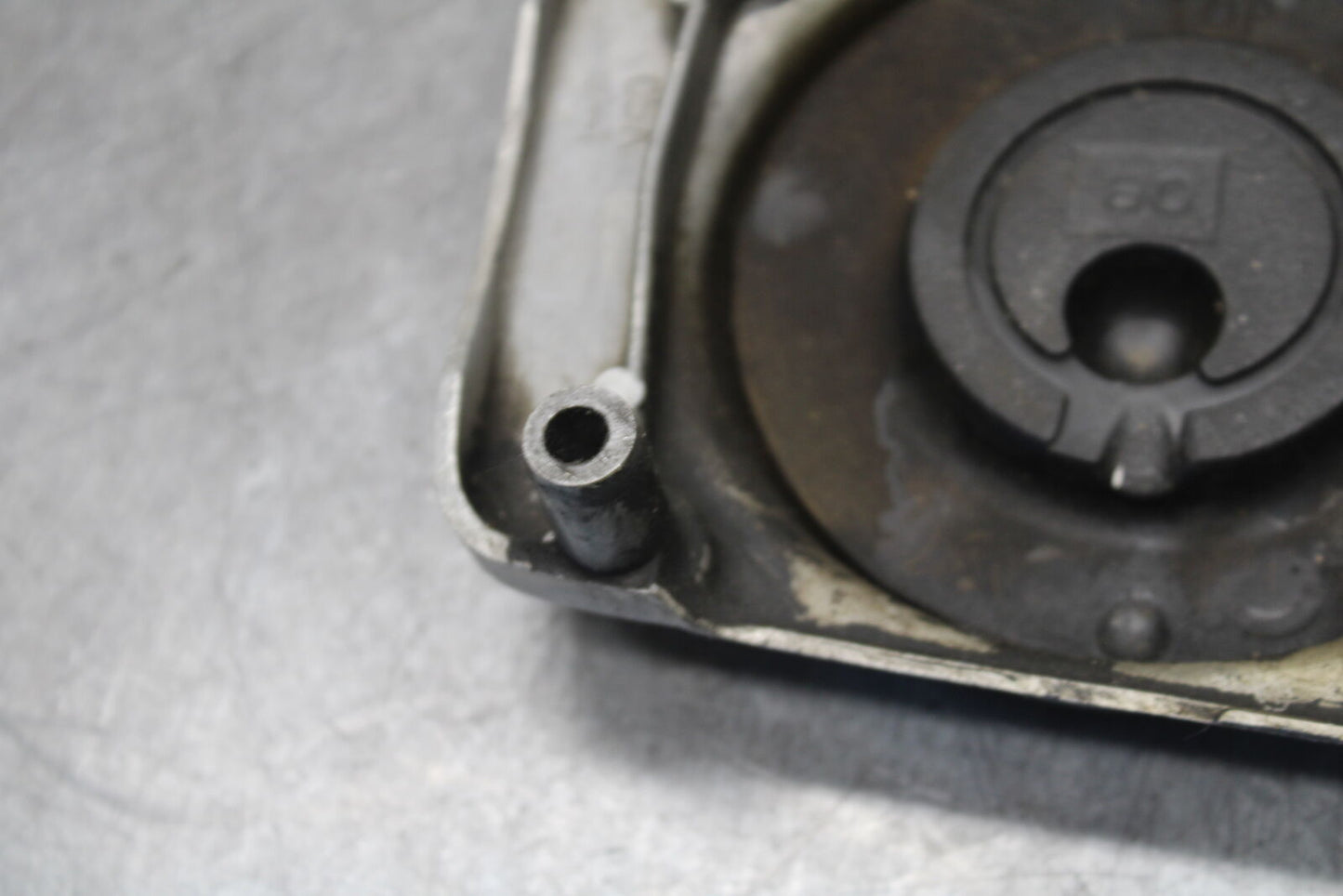 85-86 SUZUKI MADURA 1200 ENGINE SPROCKET COVER  BB691