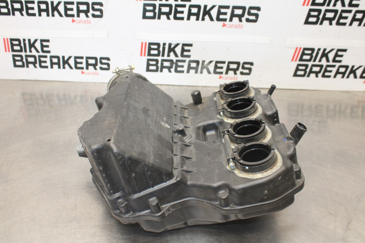 23-26 KAWASAKI NINJA ZX4RR AIRBOX AIR INTAKE FILTER BOX BB898