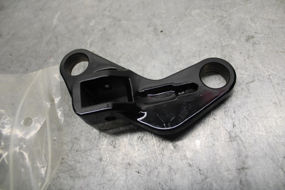 1990 Suzuki Katana 600 GSX600F RIGHT REARSET  DRIVER FOOT PEG  43531-19c00  BB42