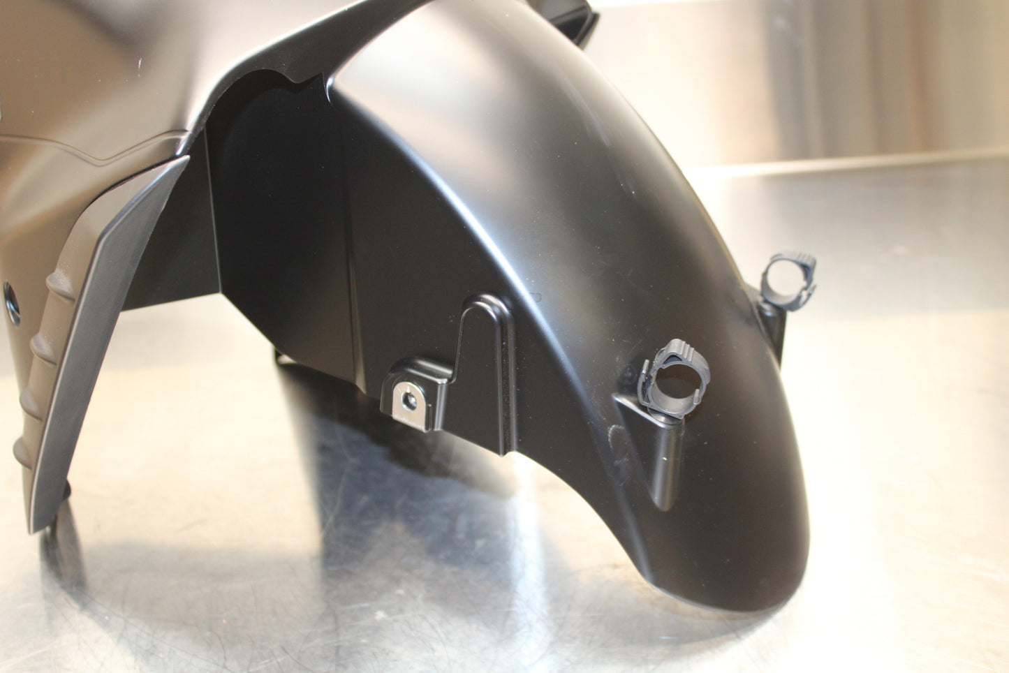 23-24 KAWASAKI NINJA ZX14R FRONT WHEEL FENDER COWL FAIRING BB141