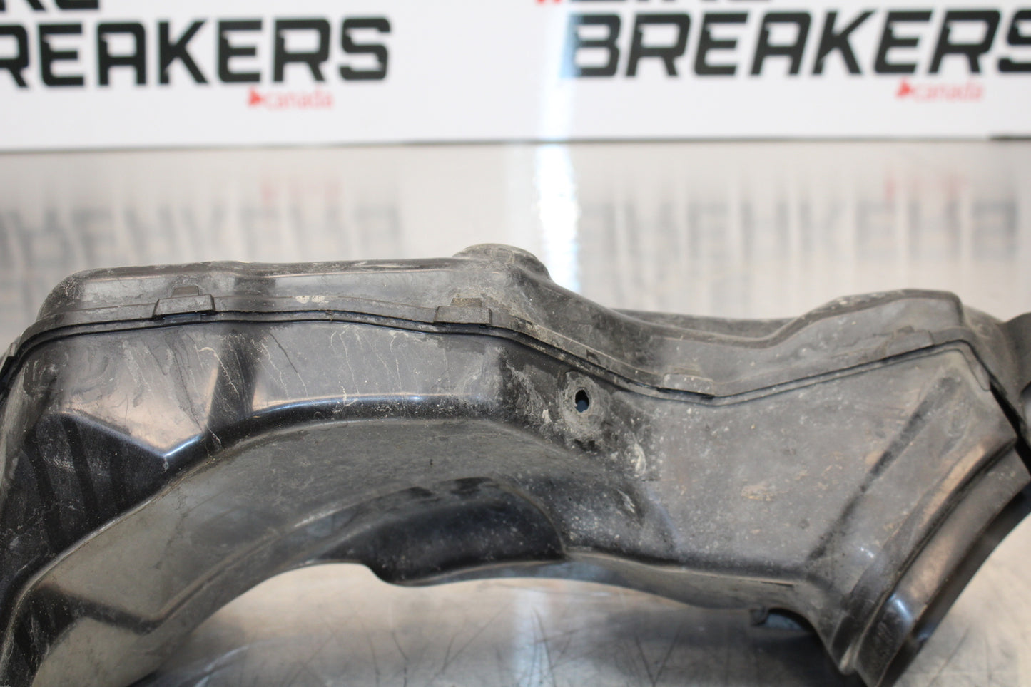 11 SUZUKI GSXR1000 RIGHT LEFT AIR INTAKE DUCTS BB142