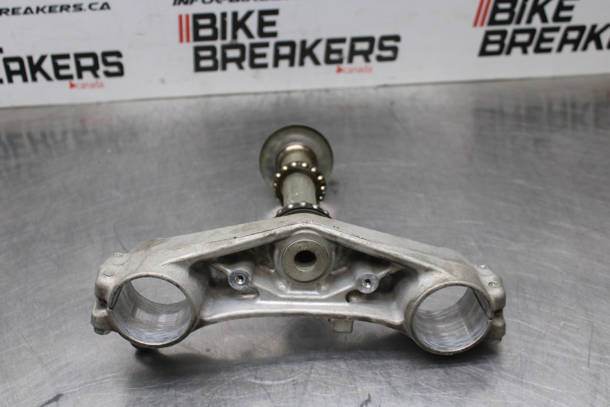 06-07 SUZUKI GSXR750 FRONT FORKS CLAMP LOWER TRIPLE TREE STEM BB811