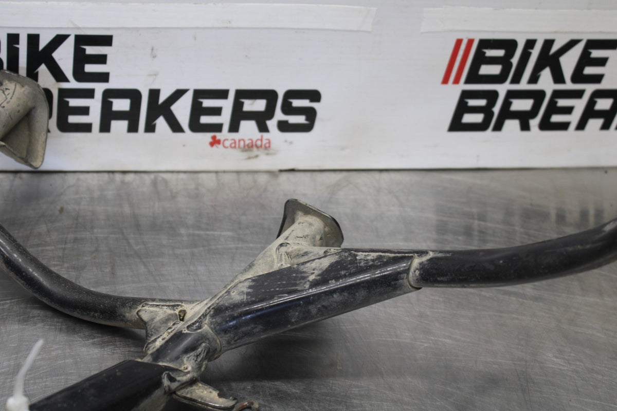 91-02 HONDA ST1100 CENTER MAIN STAND BB881