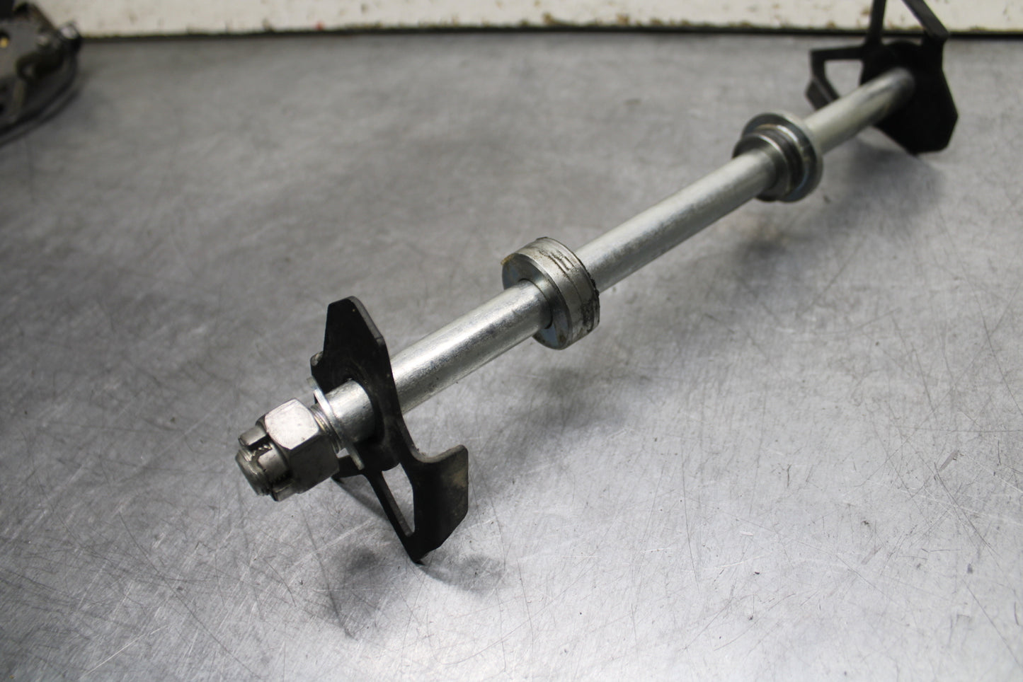 24 KAWASAKI NINJA 500 ABS REAR AXLE BACK WHEEL RIM PIVOT BOLT AXEL BB730