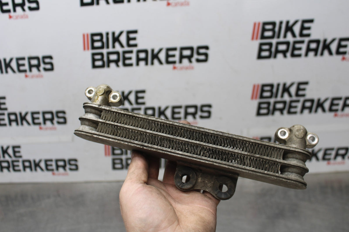 98-05 HONDA SUPER HAWK 1000 VTR1000F ENGINE MOTOR OIL COOLER  BB924