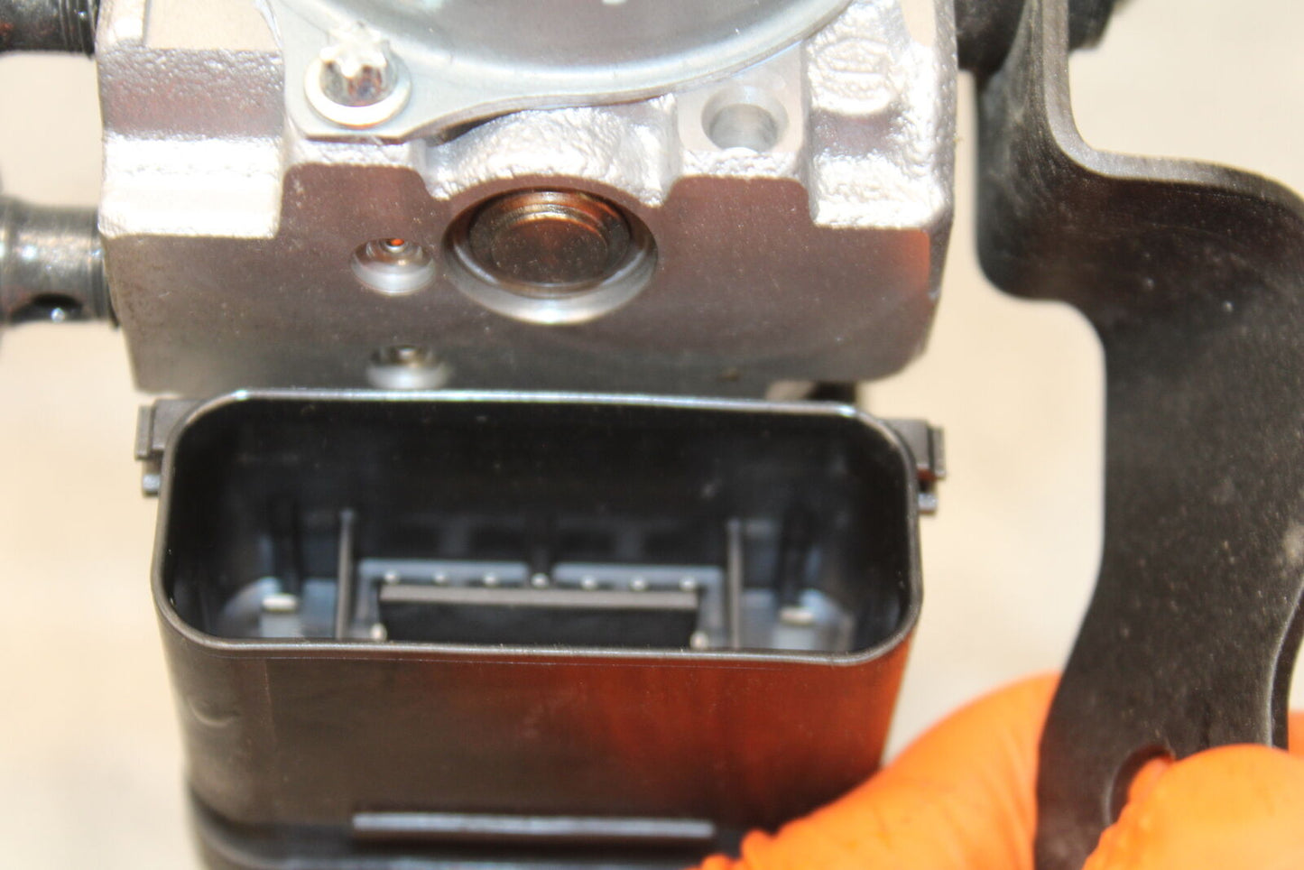 18-23 KAWASAKI NINJA 400 ABS PUMP UNIT MODULE BB660