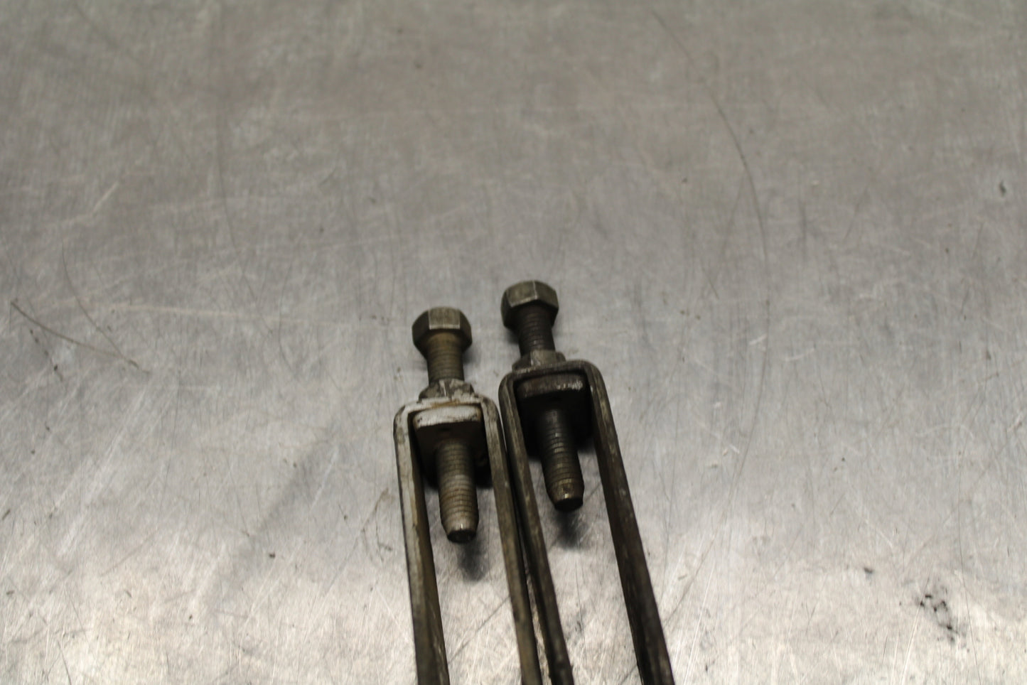78 SUZUKI GS550E SWINGARM CHAIN TENSIONER ADJUSTMENT BRACKETS  BB133