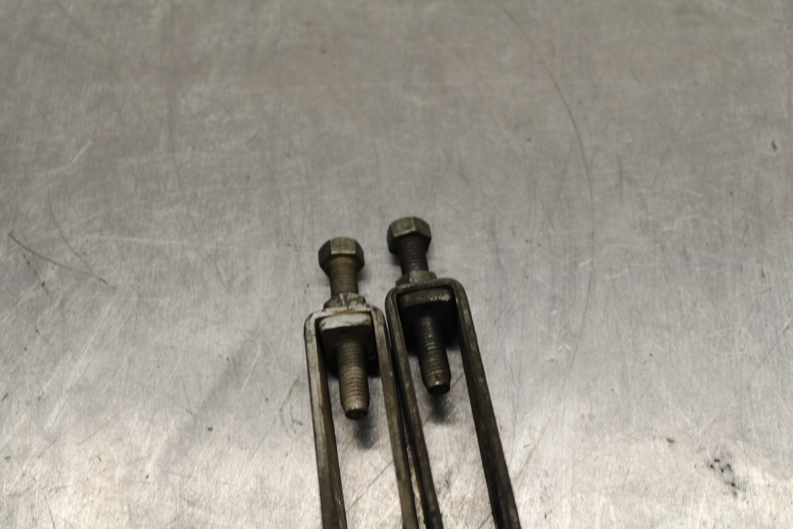 78 SUZUKI GS550E SWINGARM CHAIN TENSIONER ADJUSTMENT BRACKETS  BB133