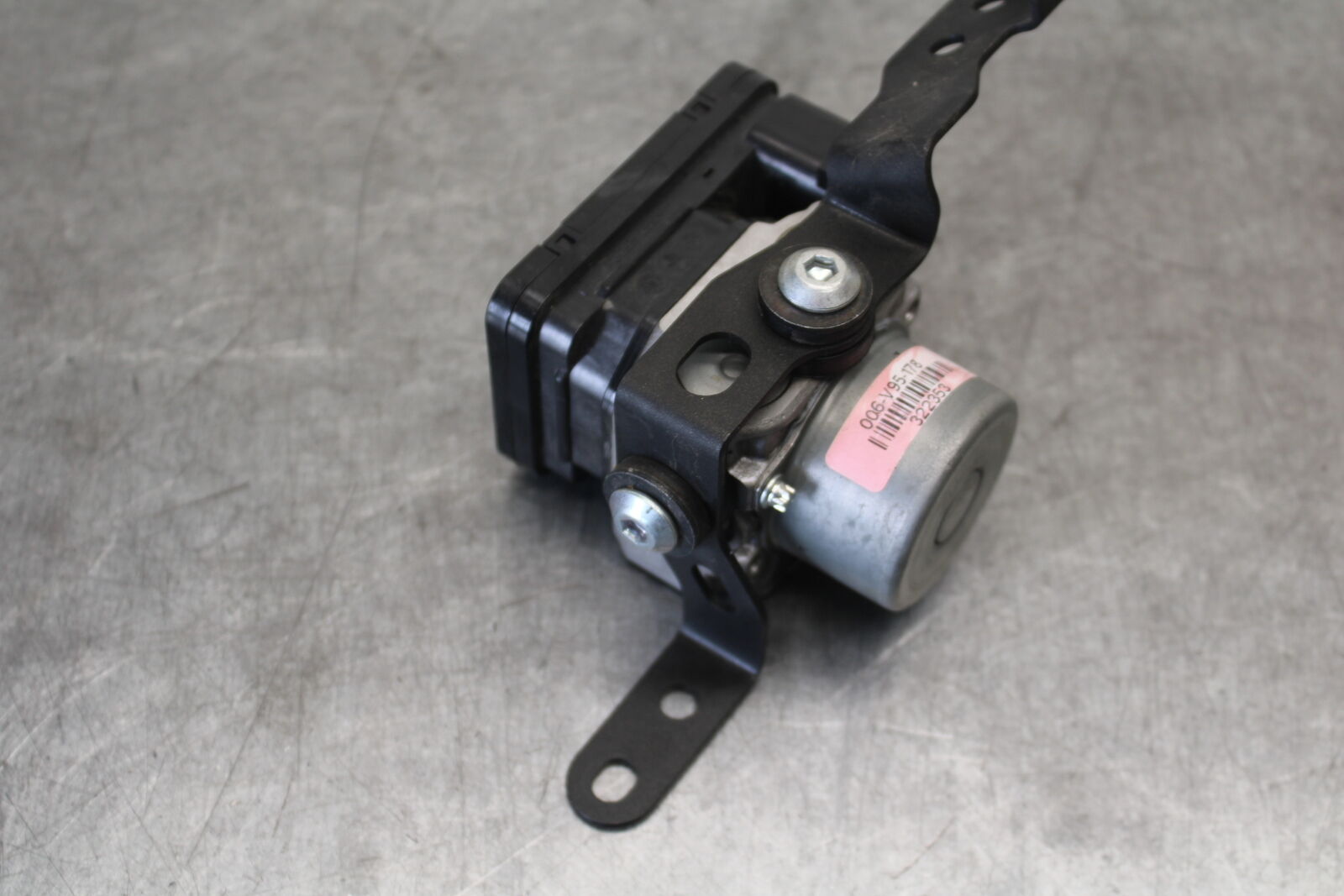 18-23 KAWASAKI NINJA 400 ABS PUMP UNIT MODULE  BB679