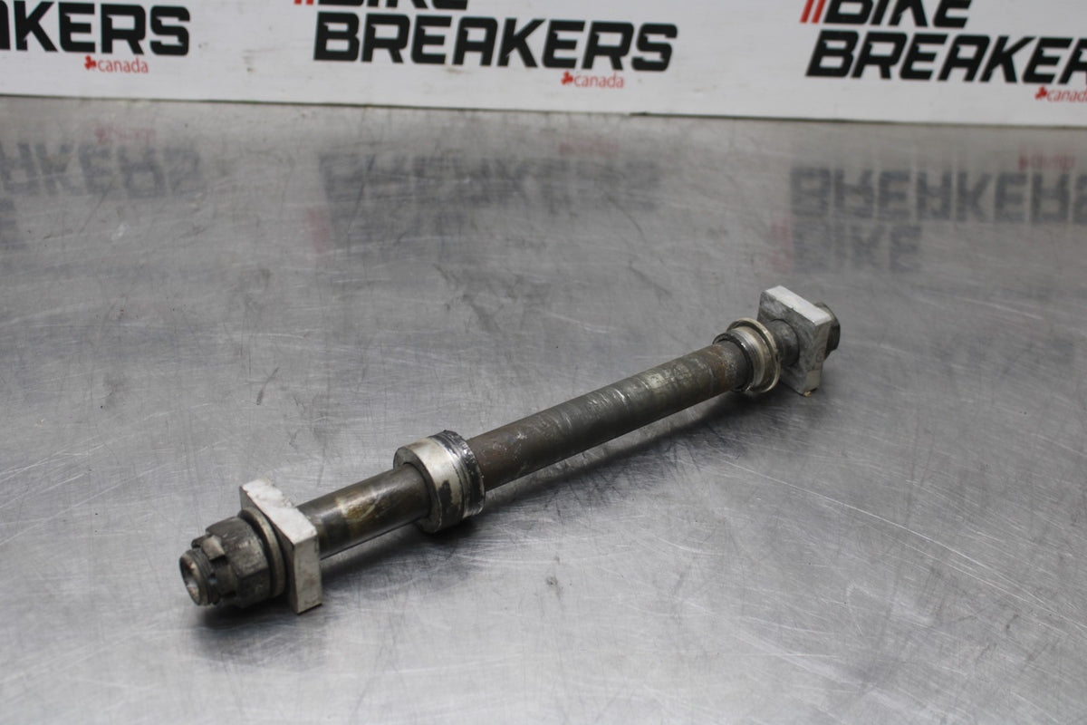 98 KAWASAKI NINJA ZX6 REAR AXLE BACK WHEEL RIM PIVOT BOLT AXEL BB870