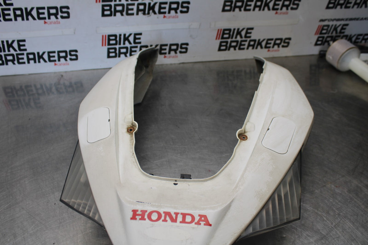 06-07 HONDA INTERCEPTOR 800 VFR800 REAR TAIL LIGHT & FAIRING COWL SHROUD BB917