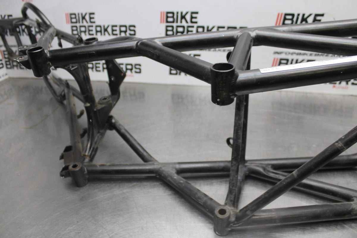 02 DUCATI MONSTER 620 FRAME CHASSIS BB851