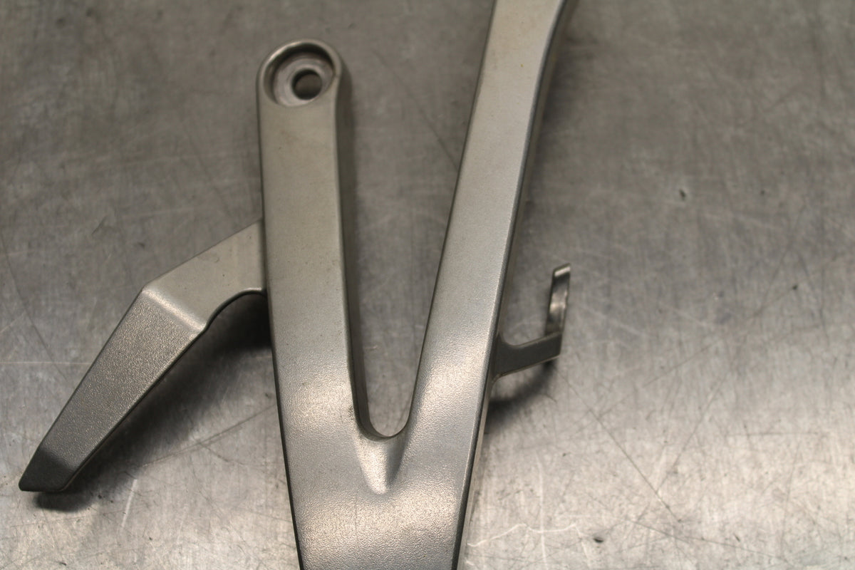 09 HONDA CBR600RR RIGHT REAR BACK PASSENGER PEG BB760