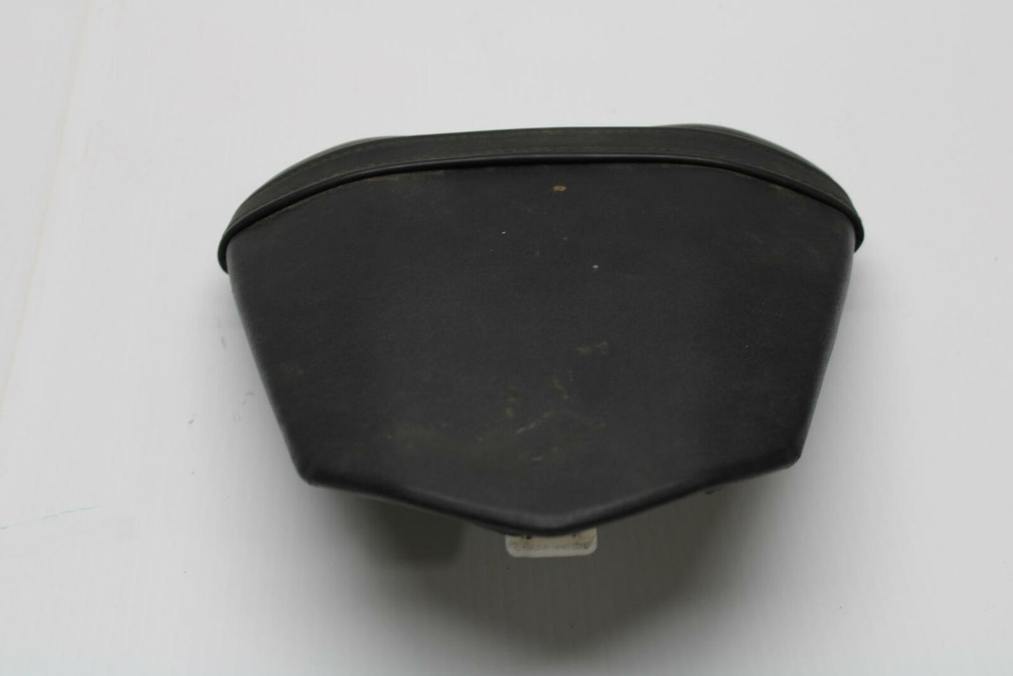 08-16 YAMAHA YZF R6 REAR BACK PASSENGER TANDEM SEAT PAD SADDLE PILLION BB247