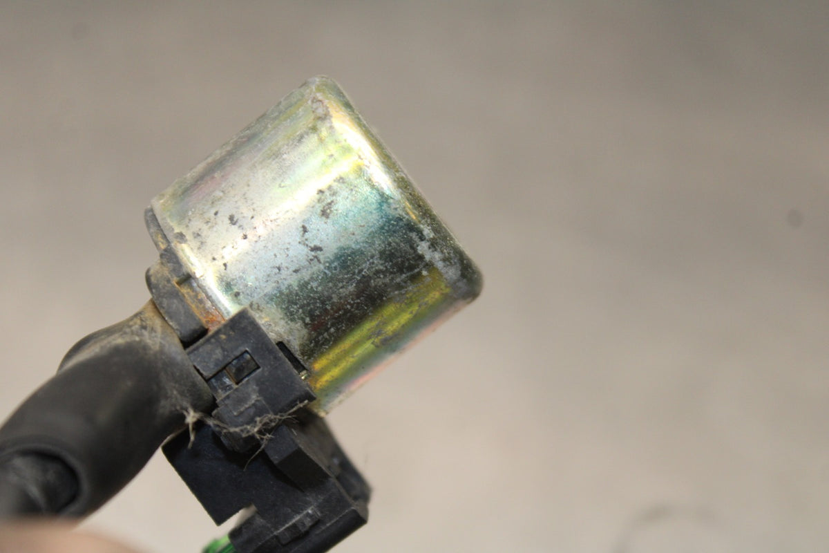 02 KAWASAKI VULCAN 800 VN800B CLASSIC ENGINE STARTER RELAY STARTING MOTOR SWITCH