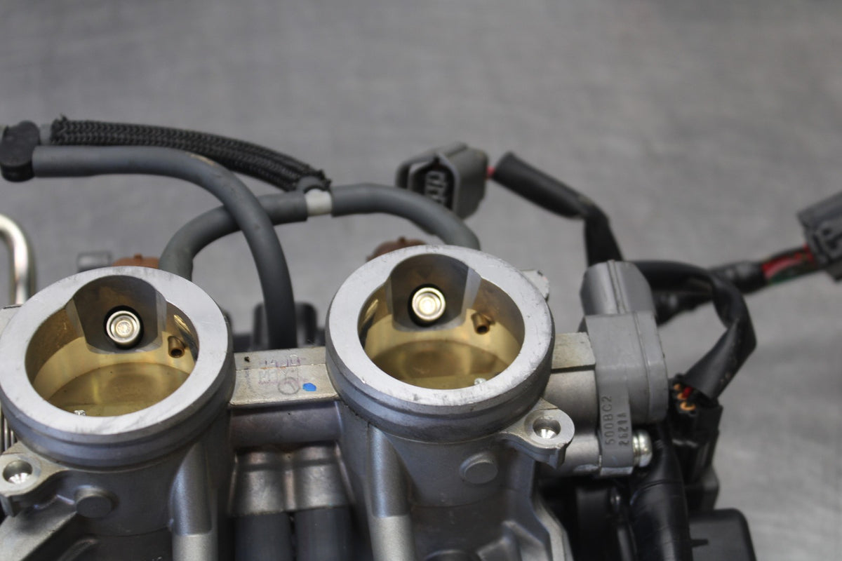 08-10 SUZUKI GSXR 600 MAIN FUEL INJECTORS / THROTTLE BODIES BB765