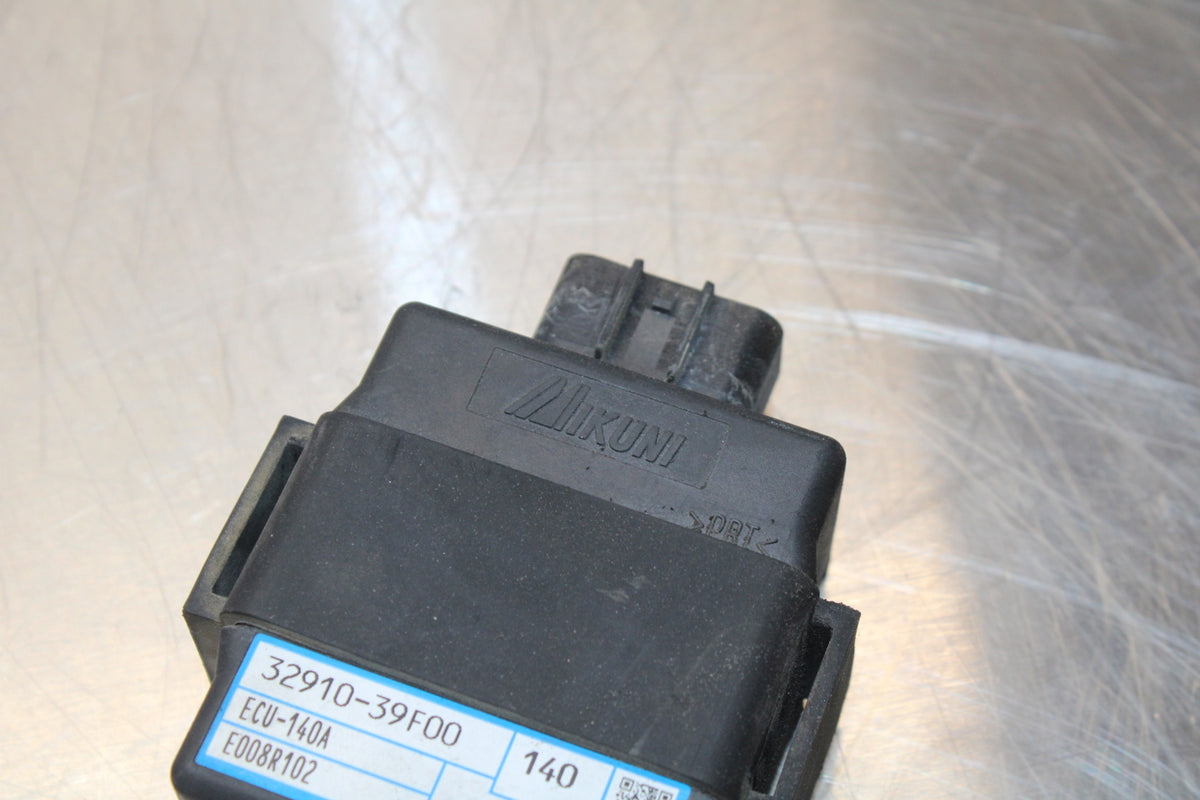 01-03 SUZUKI GSXR600 RELAY ASSEMBLY FUSE BOX BB145