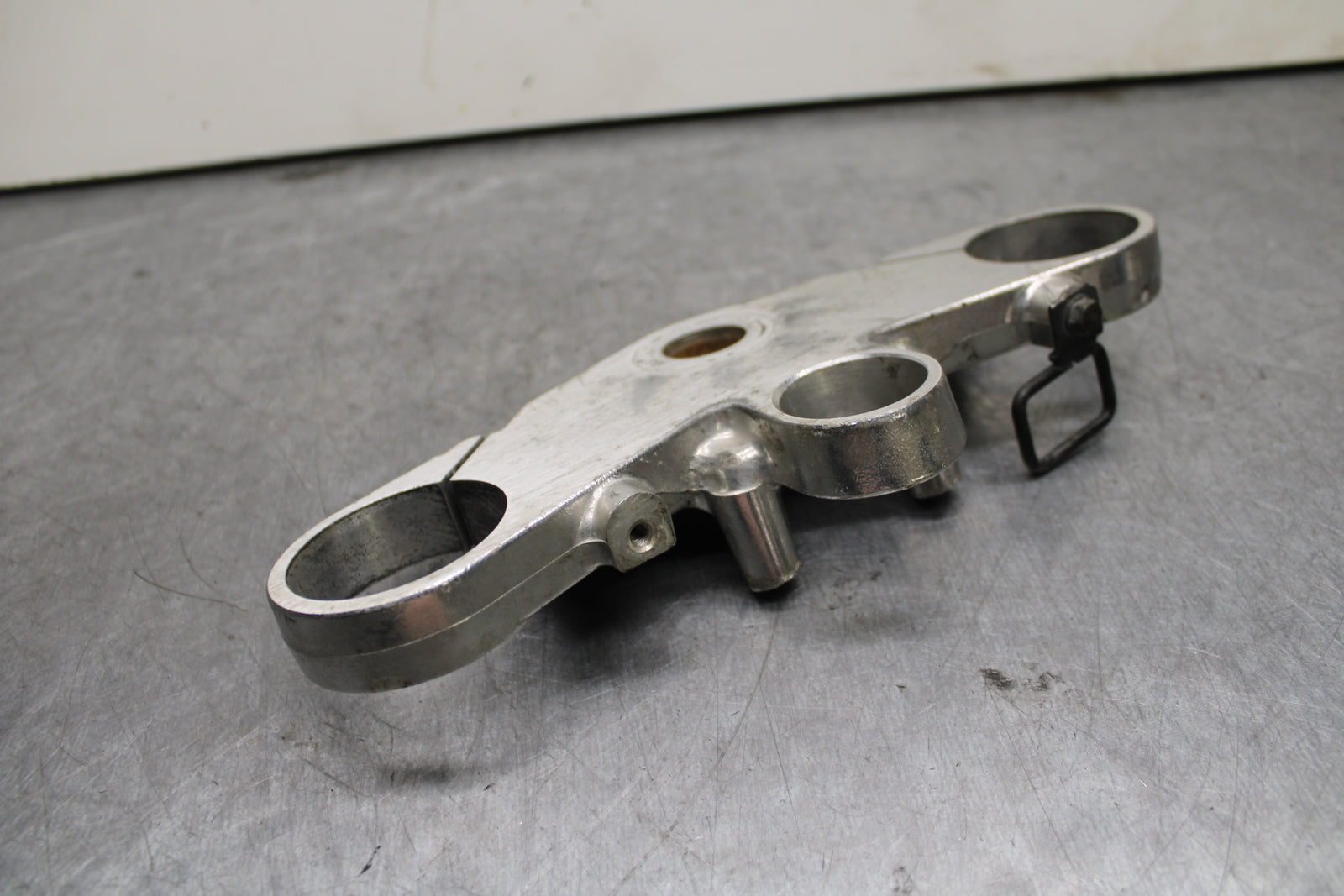 93-94 KAWASAKI NINJA ZX7R FORKS UPPER TRIPLE TREE CLAMP BB122