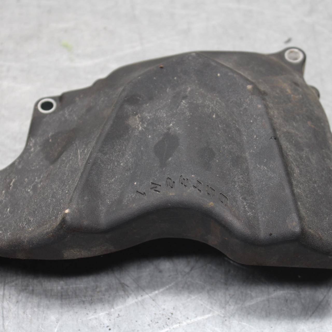 21 KAWASAKI NINJA ZX6R ENGINE SPROCKET COVER BB647