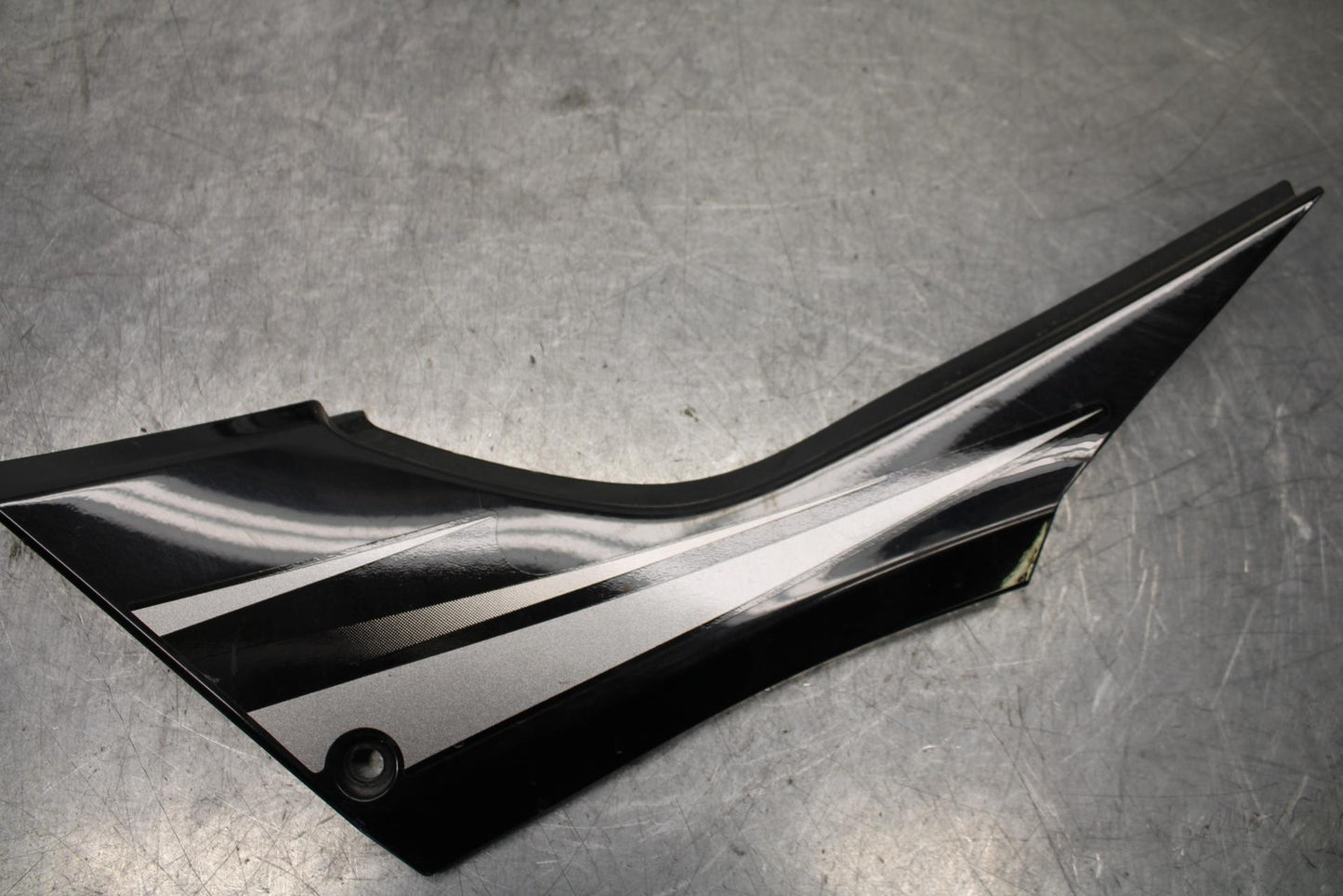 15-16 KAWASAKI EX300 LEFT FRONT SIDE SEAT SADDLE PANEL TRIM COWL FAIRING BB635