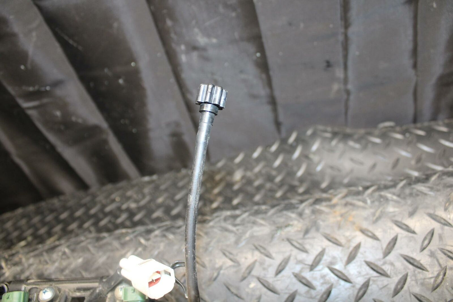 12-17 KAWASAKI NINJA 650 MAIN FUEL INJECTORS / THROTTLE BODIES BB211