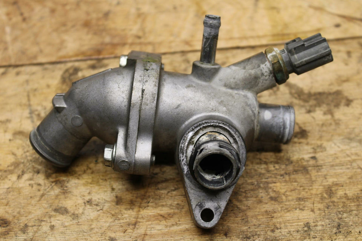 09-10 SUZUKI BOULEVARD M109R THERMOSTAT HOUSING ASSEMBLY BB318