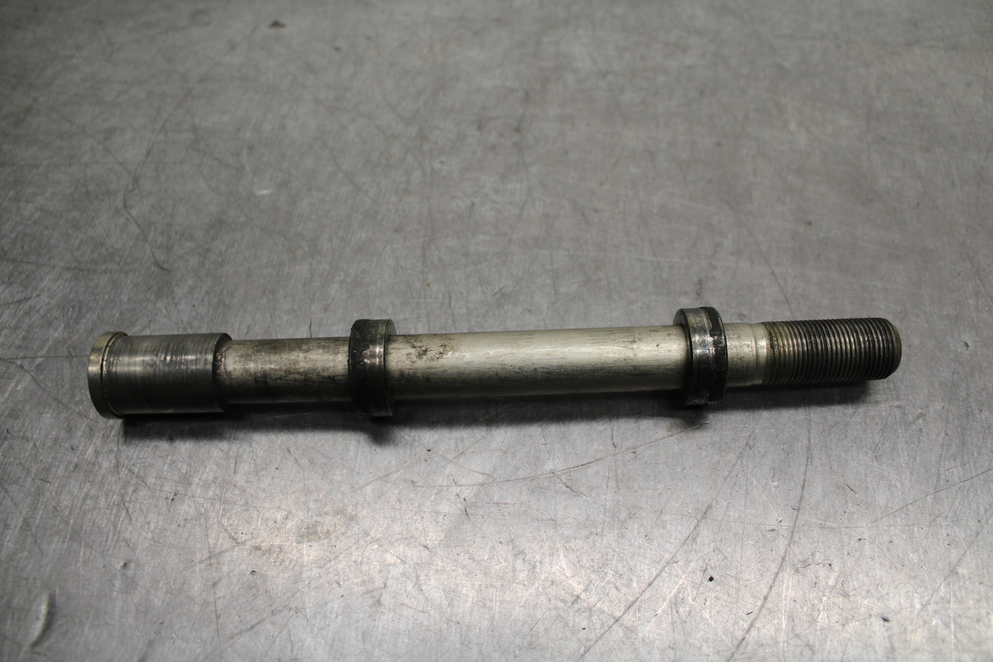 07-09 KAWASAKI VERSYS 650 FRONT WHEEL RIM AXLE PIVOT BOLT BB125