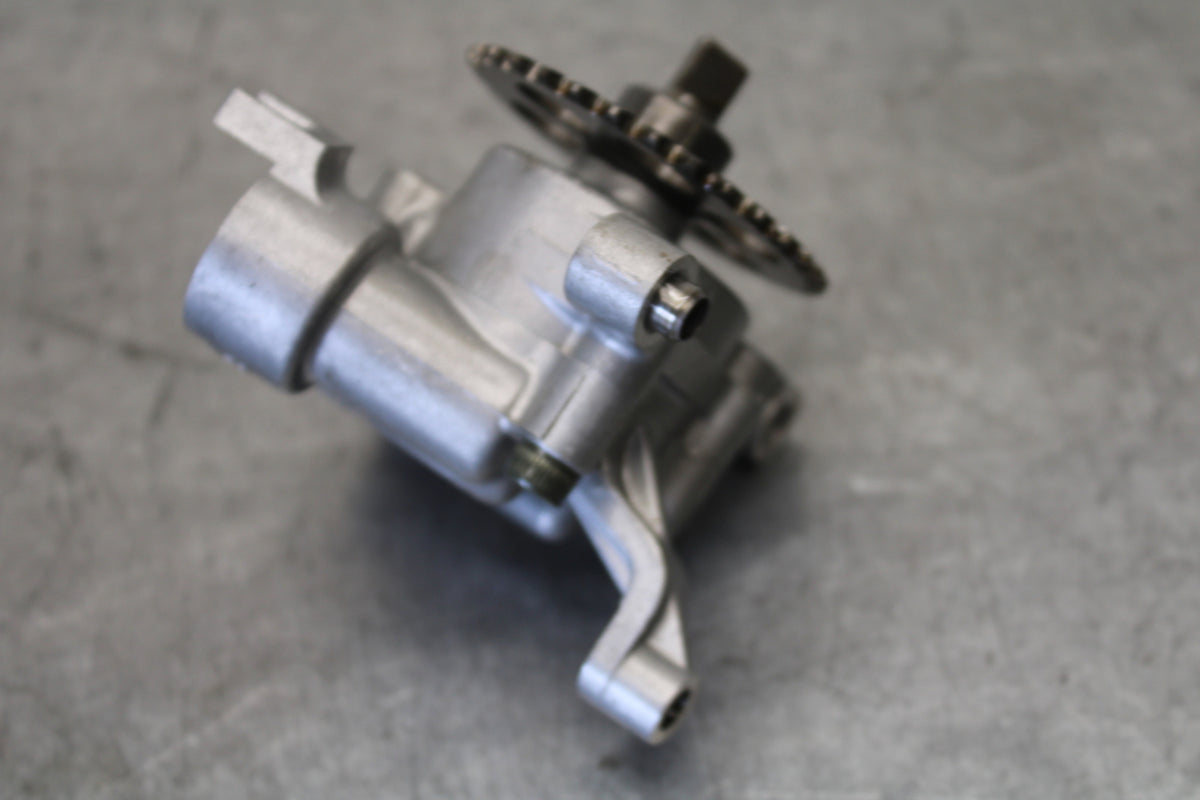 08-09 YAMAHA YZF R6S ENGINE MOTOR OIL PUMP  BB690