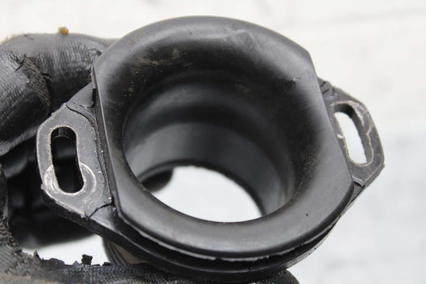 2000 Kawasaki Ninja ZX12R ZX1200A AIRBOX INTAKE VELOCITY STACKS BB565