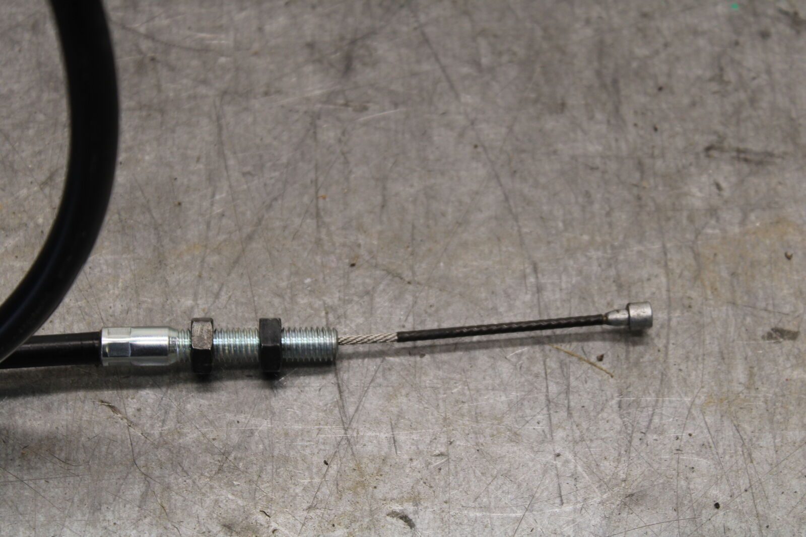 22-24 YAMAHA XSR900 CLUTCH CABLE LINE BB683