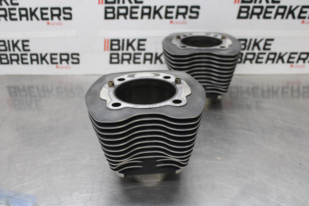 14 HARLEY-DAVIDSON STREET GLIDE ENGINE TOP END CYLINDER & PISTON SET PAIR BB880