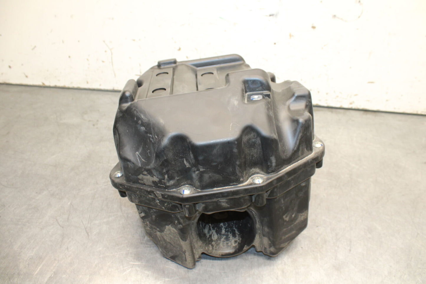 18-24 KAWASAKI NINJA 650 AIRBOX AIR INTAKE FILTER BOX BB725