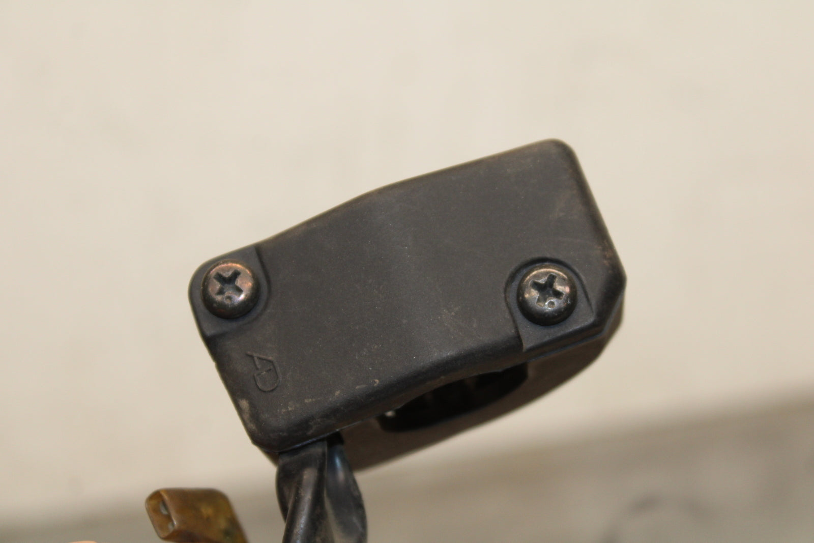 04-05 YAMAHA YZF R1 RIGHT CLIP ON HANDLE KILL OFF START SWITCH SWITCHES BB131